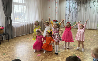 «ЗВЁЗДНАЯ ЖИЗНЬ» «ЗВЁЗДНАЯ ЖИЗНЬ».