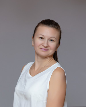 Воспитатель Оксана Михайловна Малых Воспитатель Оксана Михайловна Малых