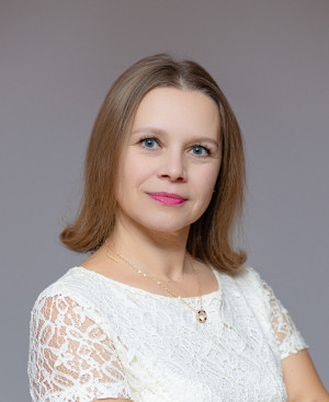 Воспитатель высшей категории Светлана Евгеньевна Костицына